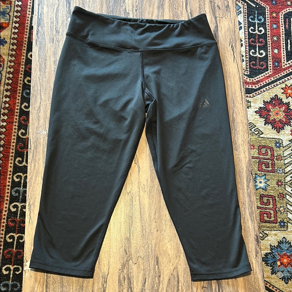 🧡4/$20🧡 Adidas Capri Leggings